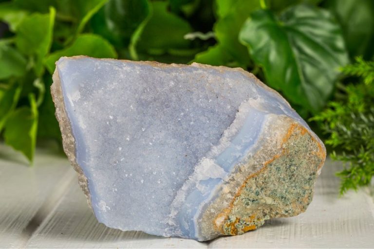 Blue Chalcedony Crystal Meaning, Benefits & Uses
